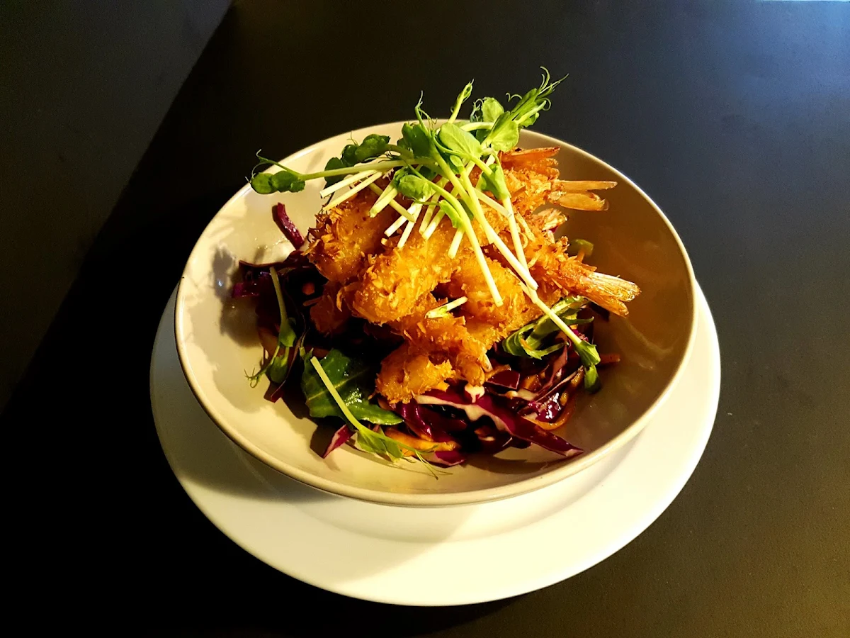Food & drink, SUPER CELLARS, CALEDONIA HOTEL CESSNOCK