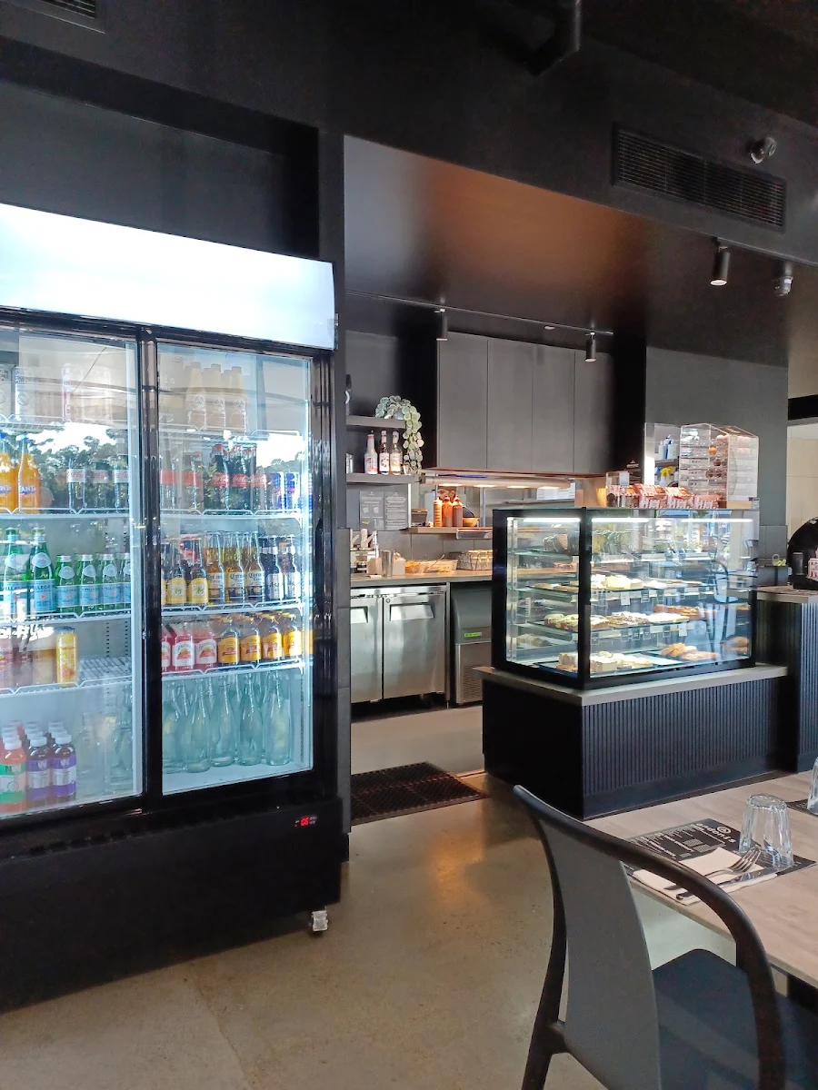 Vibe, Andonis Cafe & Bar, Mount Gravatt (Logan Rd)