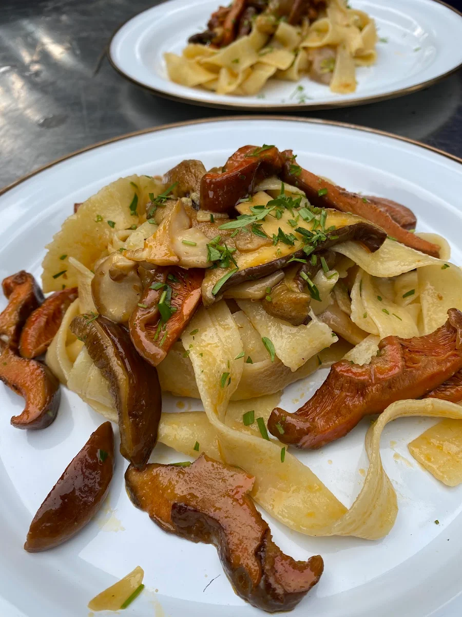 Food & drink photo 8
