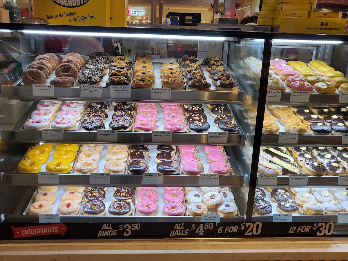 Vibe, Walker's Doughnuts Southland