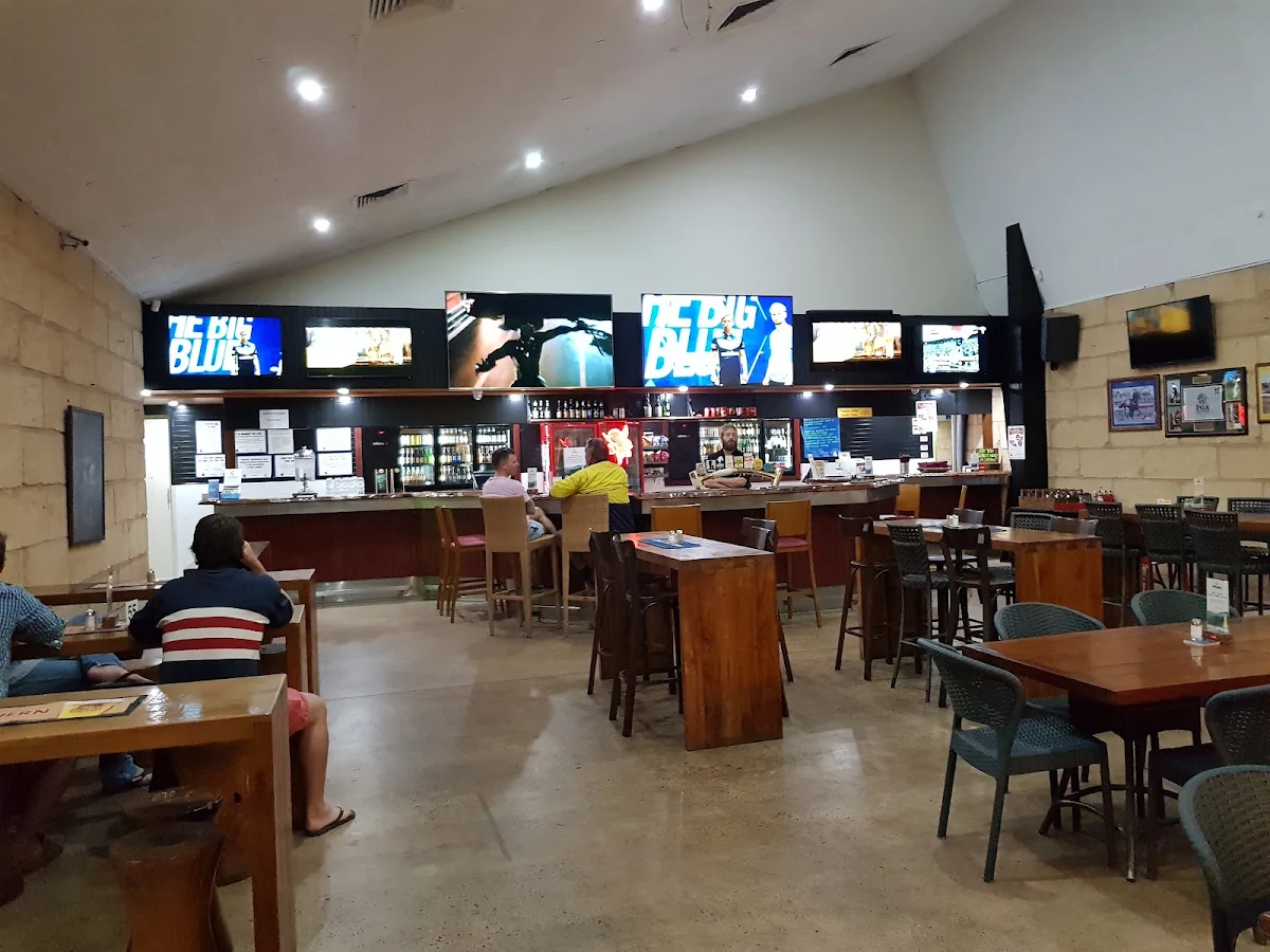 Vibe, Kimberley Grande Sports Bar & Restaurant