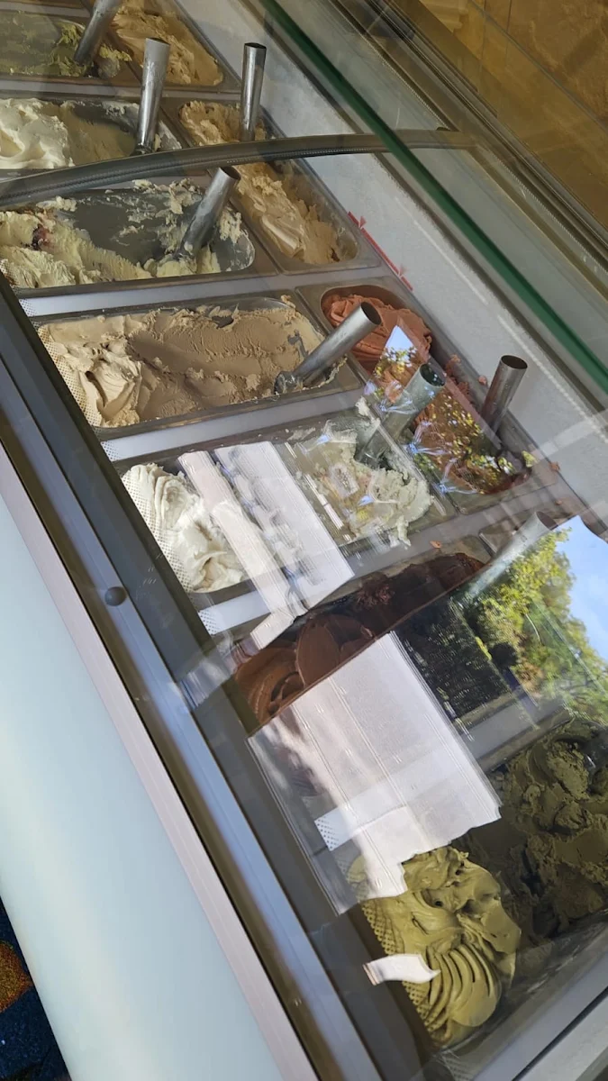 GELATERIA E CAFFE' TOORAK cover