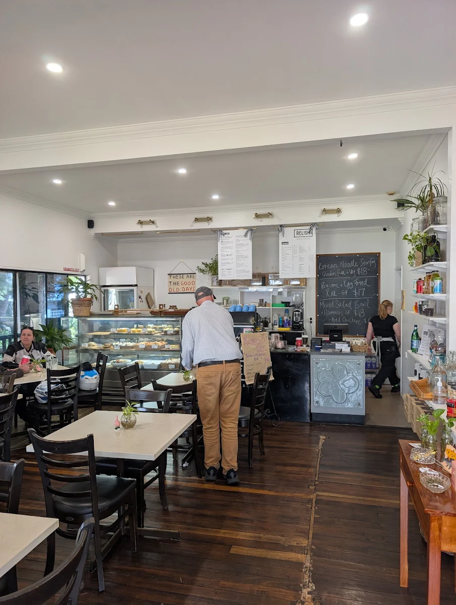 Vibe, Relish Cafe & Catering