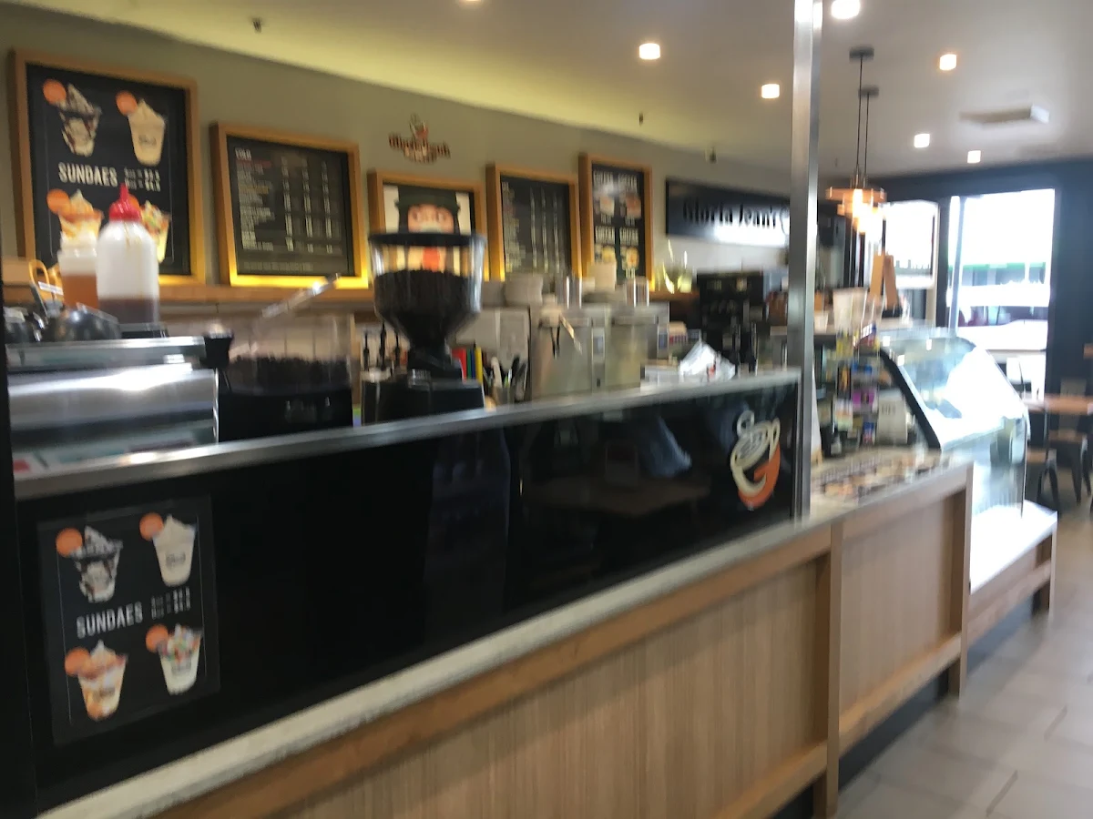 Vibe, Gloria Jean's Port Macquarie (The Ritz)