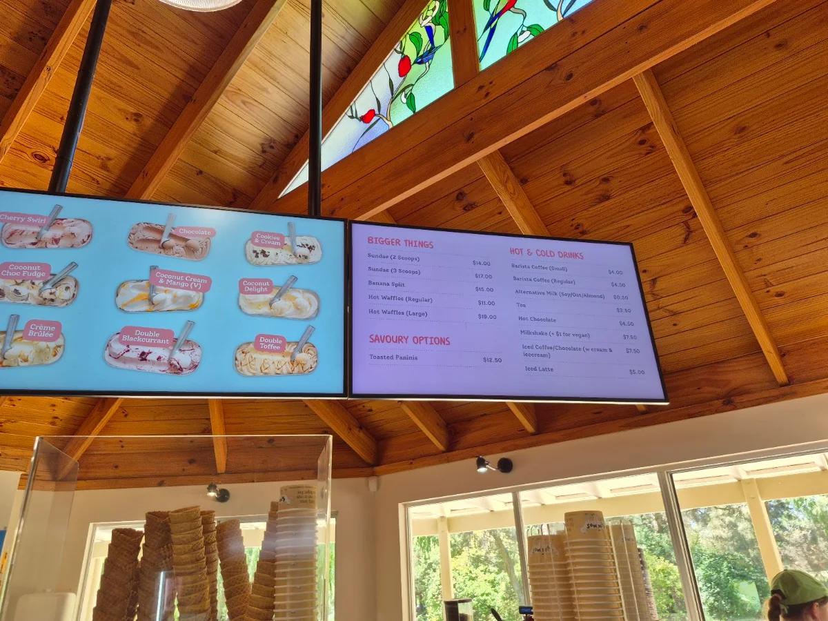 Menu, Simmos Ice Creamery