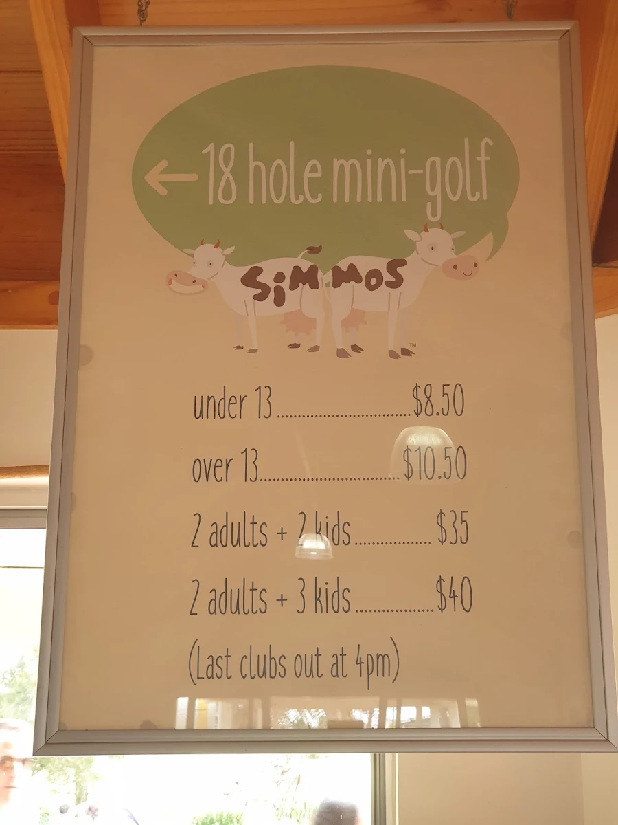 Menu, Simmos Ice Creamery