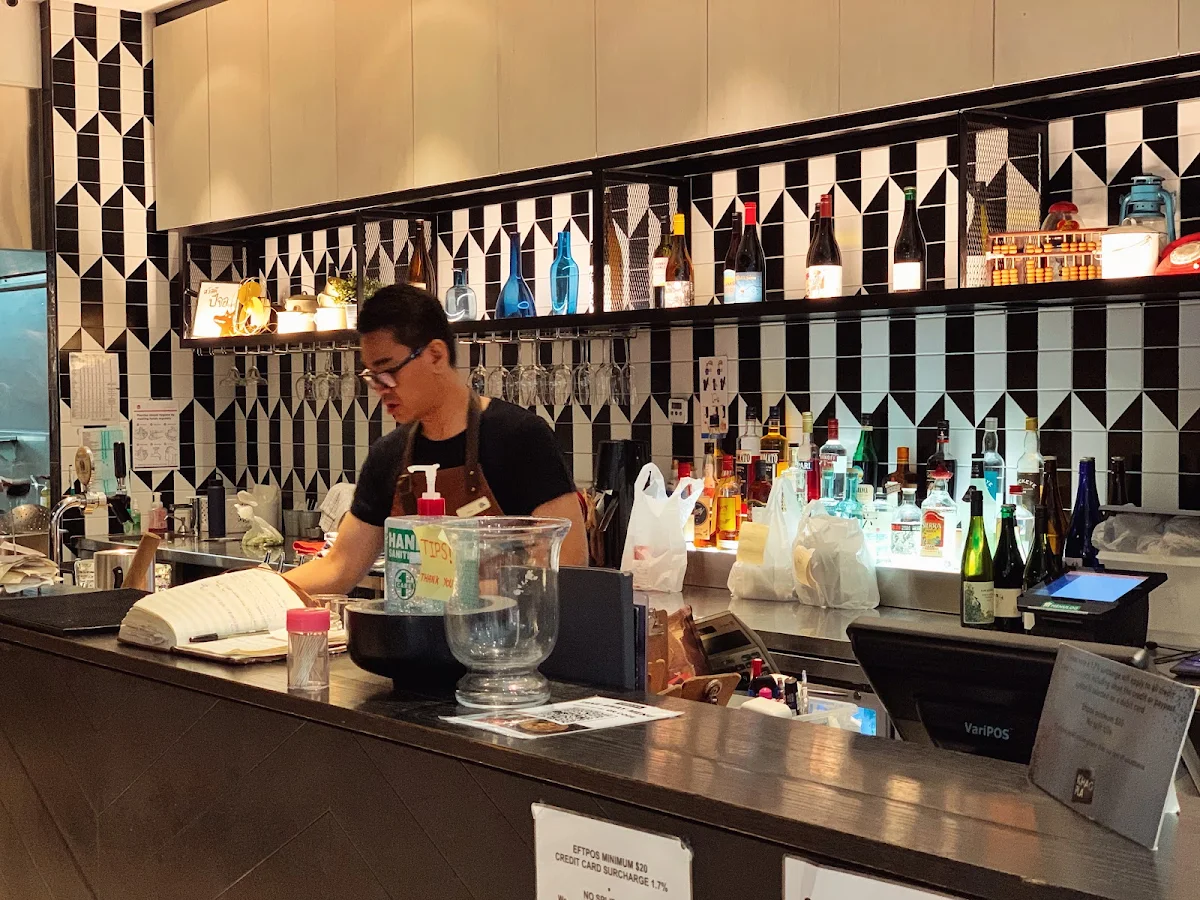 Vibe, Khao Pla Macquarie Centre