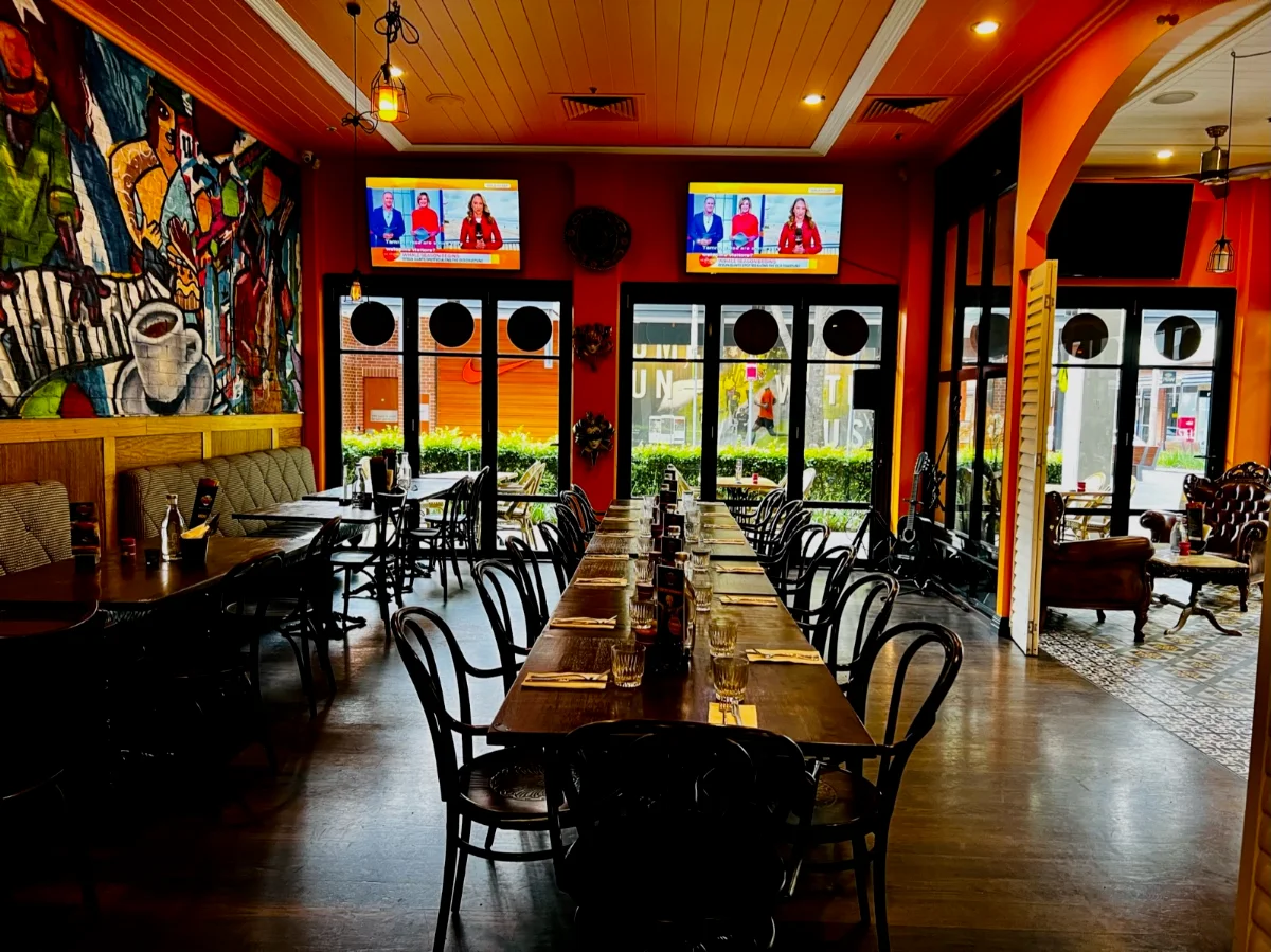 Vibe, Spicy Bean Cafe