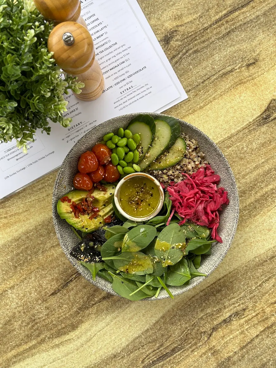 Menu, Mossy On Gardens