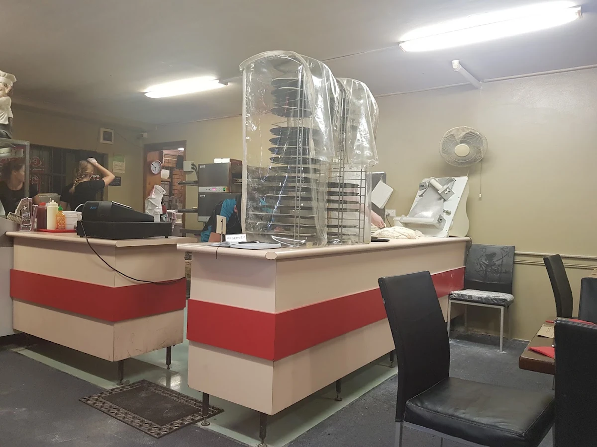 Vibe, Paragon Pizzeria
