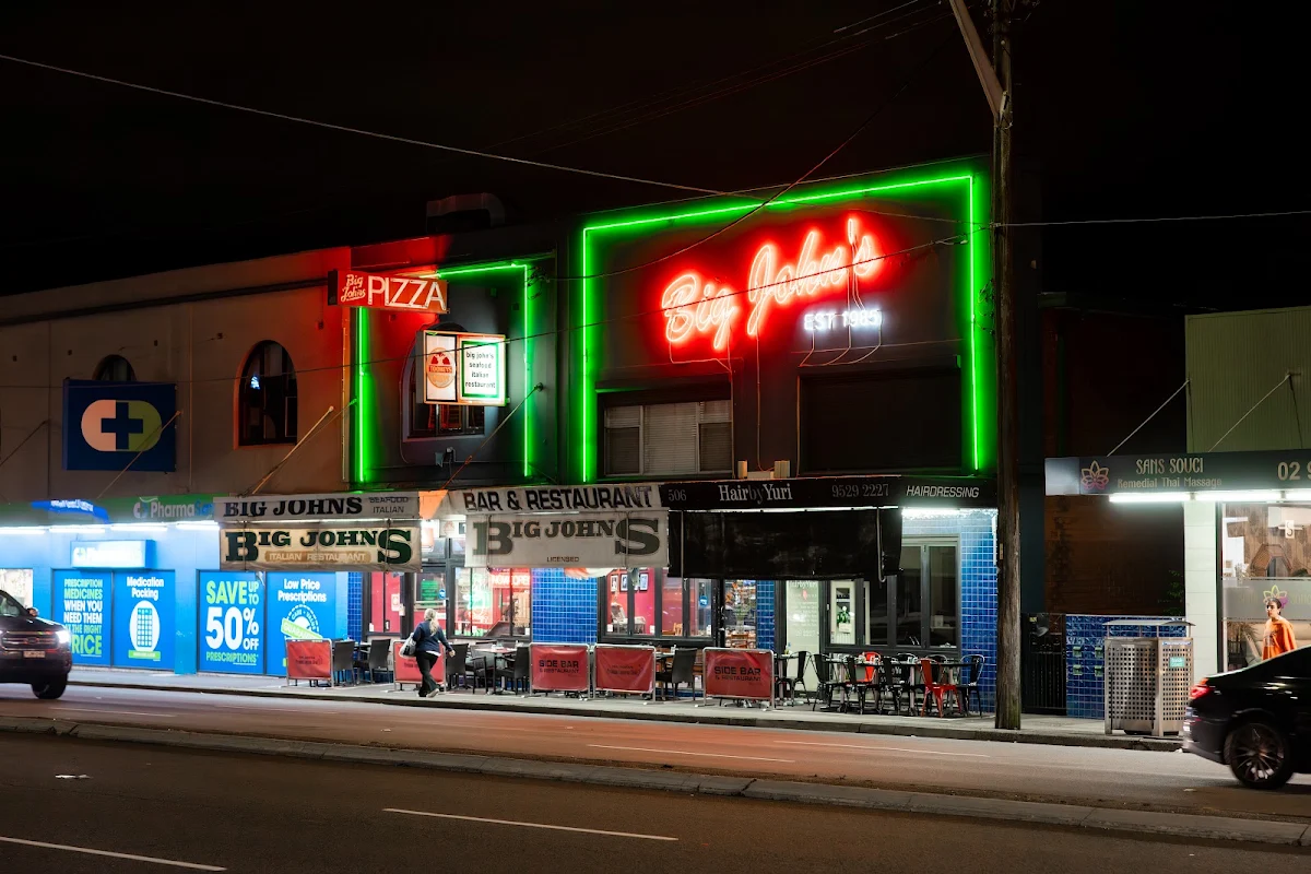 Vibe, Big John's Italian Seafood Restaurant