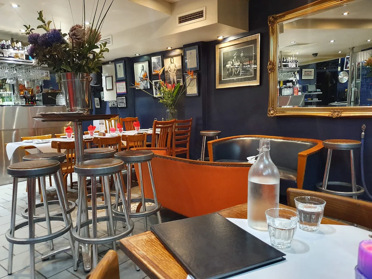 Vibe, Big John's Italian Seafood Restaurant