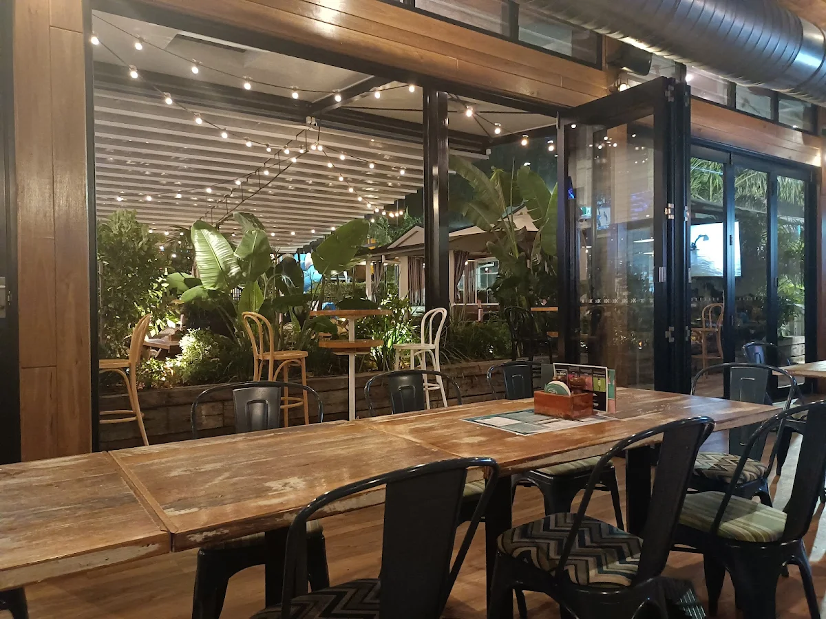 Vibe, Toormina Hotel