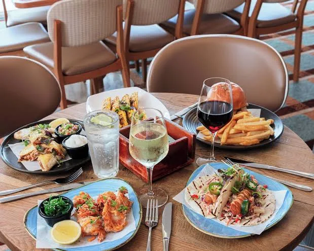 Food & drink, Seabreeze Beach Hotel