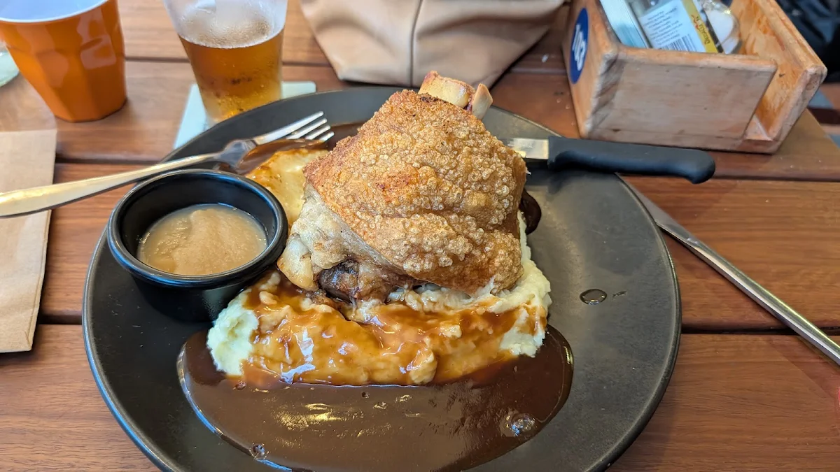 Food & drink, Seabreeze Beach Hotel