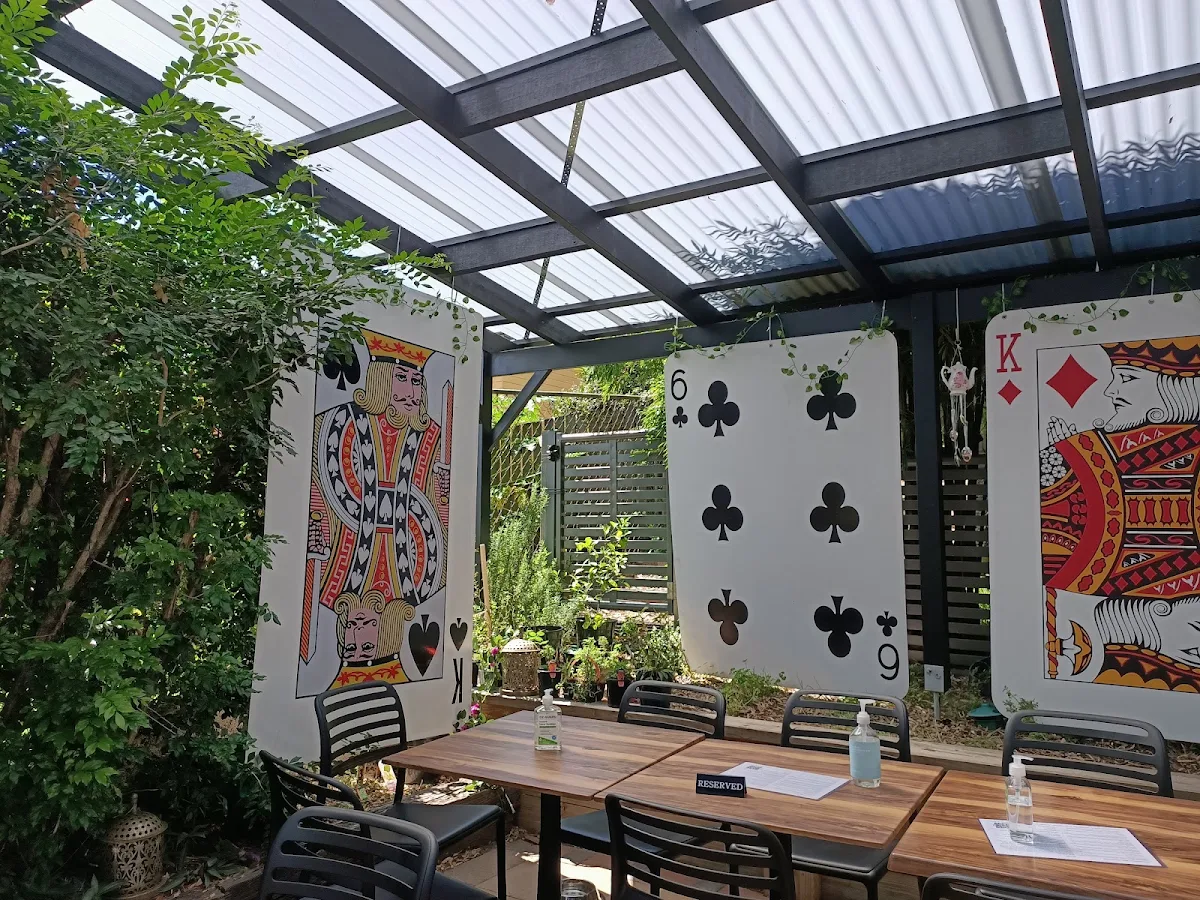 Vibe, Dovetail Social