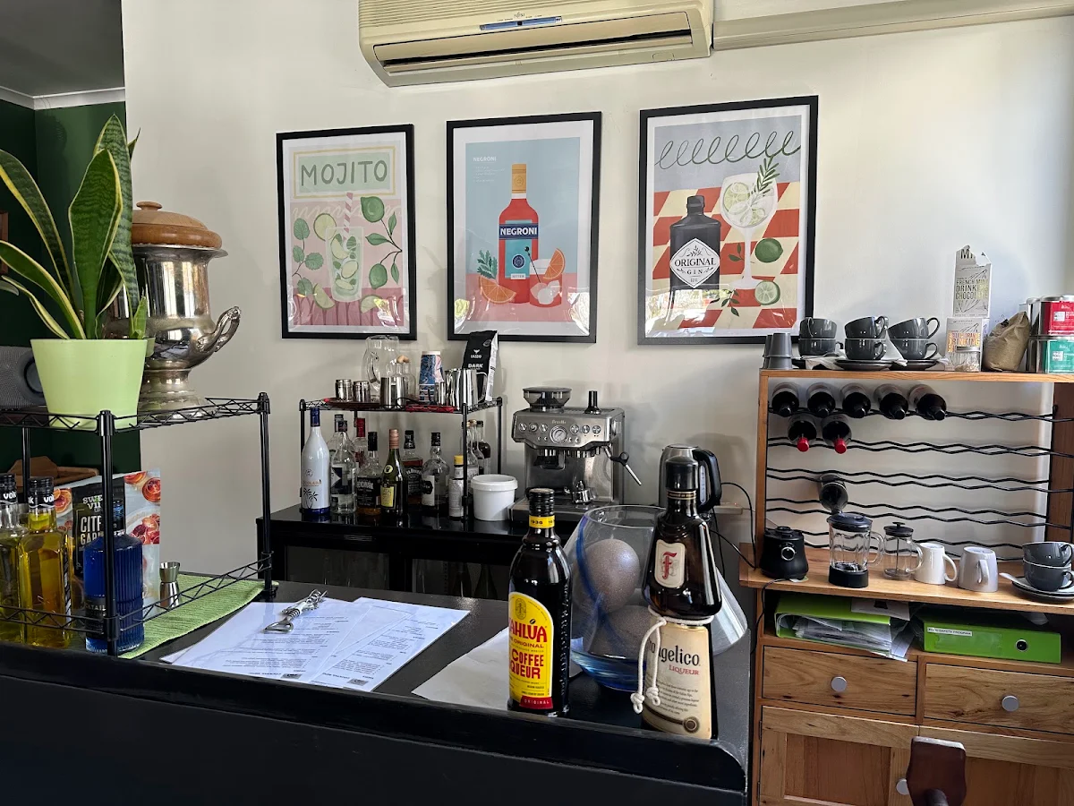 Vibe, Toora Woodfired Pizza