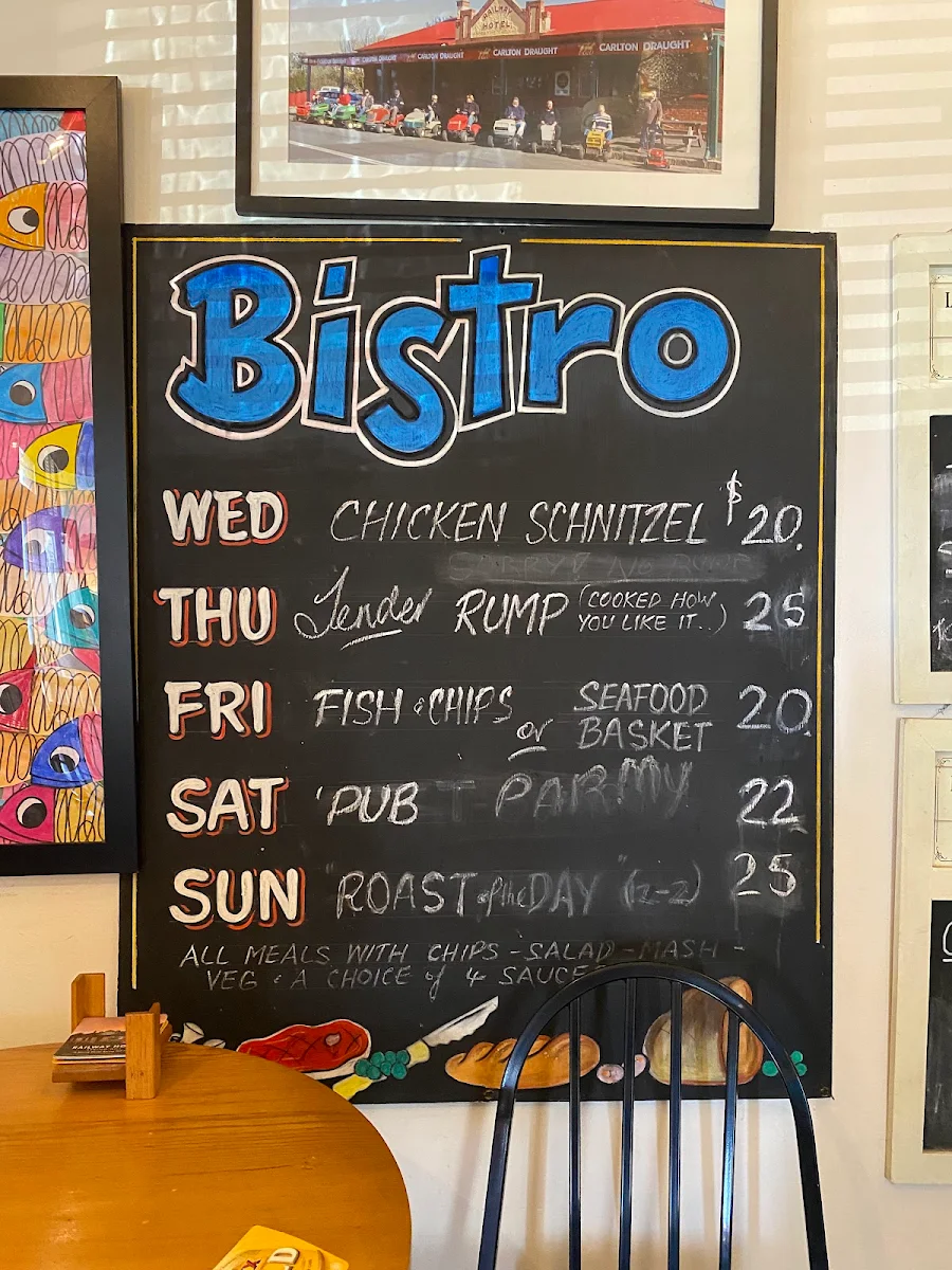 Menu, Railway Hotel Spring Hill - Pub & Accommodation