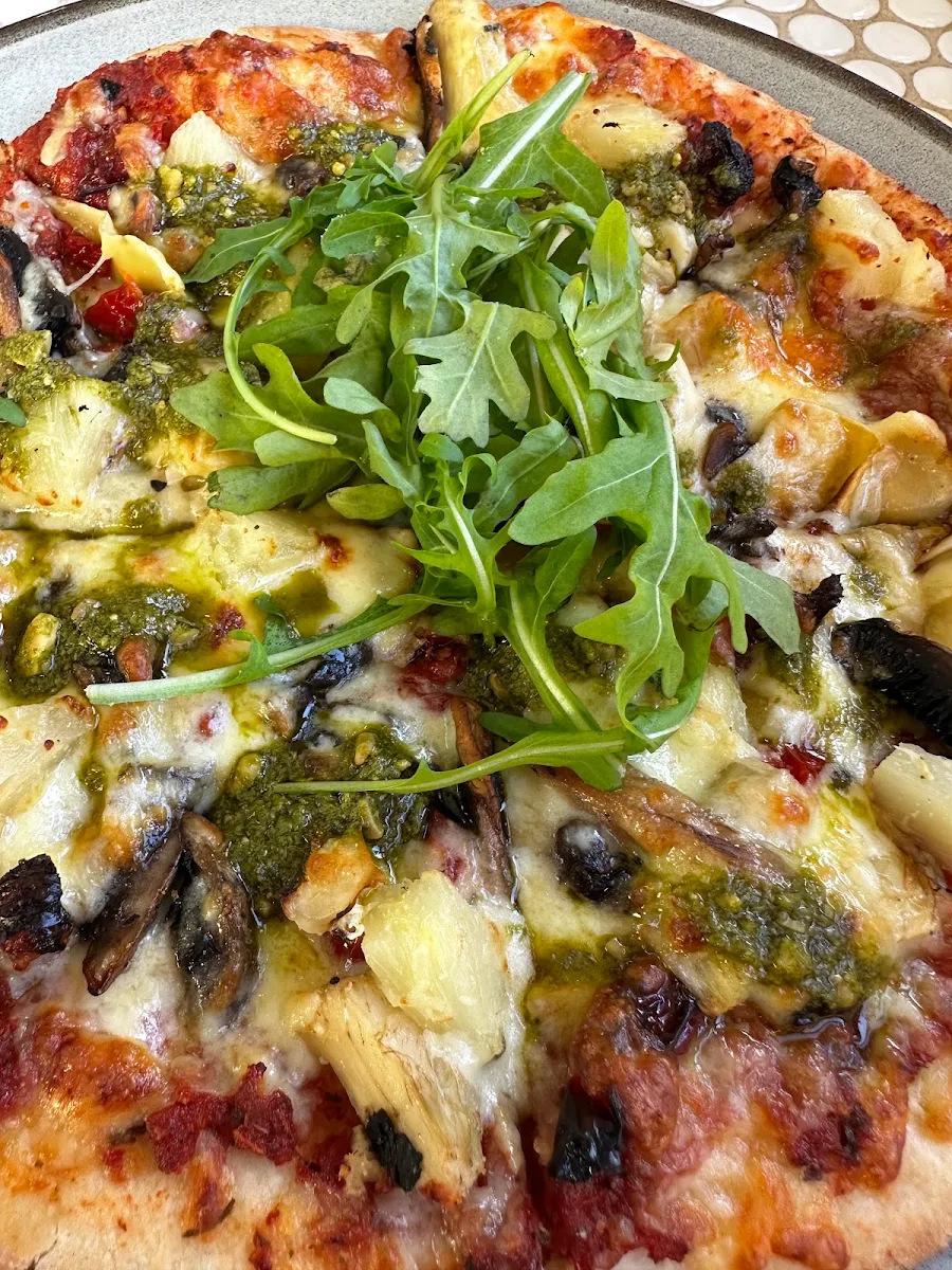Food & drink, THE 383 WOOLI