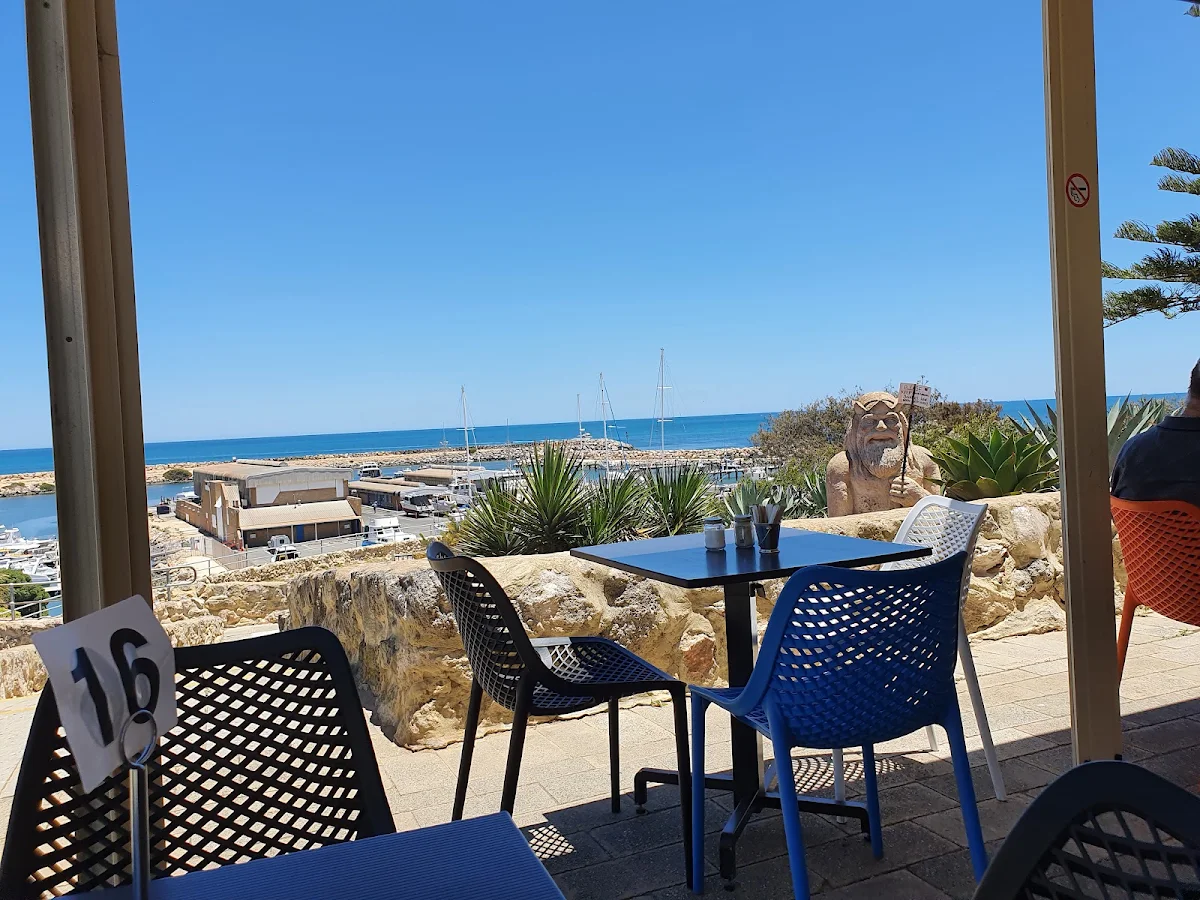 Vibe, Neptune’s Cafe