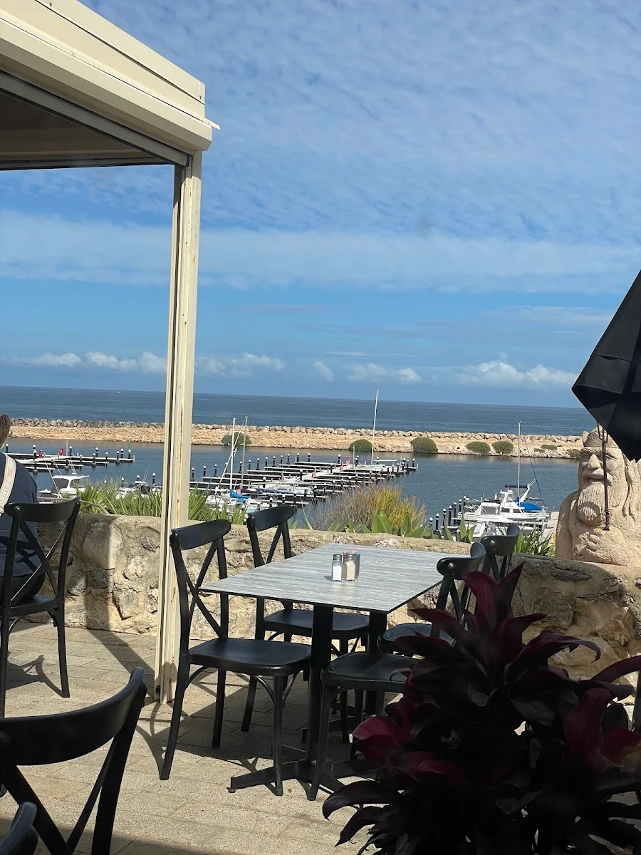 Vibe, Neptune’s Cafe