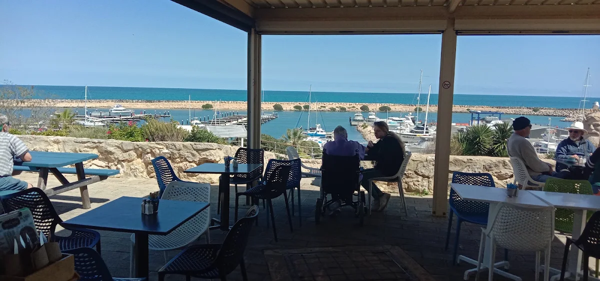 Vibe, Neptune’s Cafe