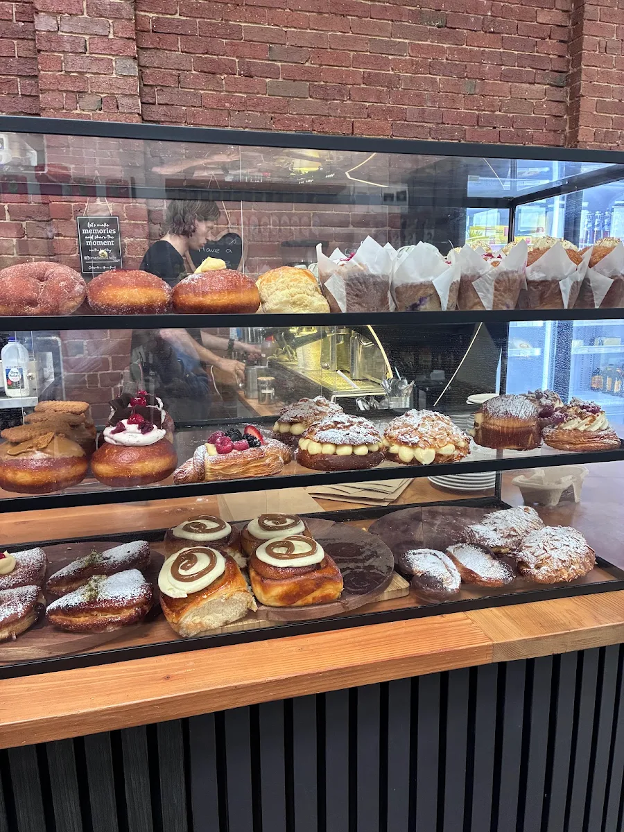 Vibe, Graze Deli and Bakehouse