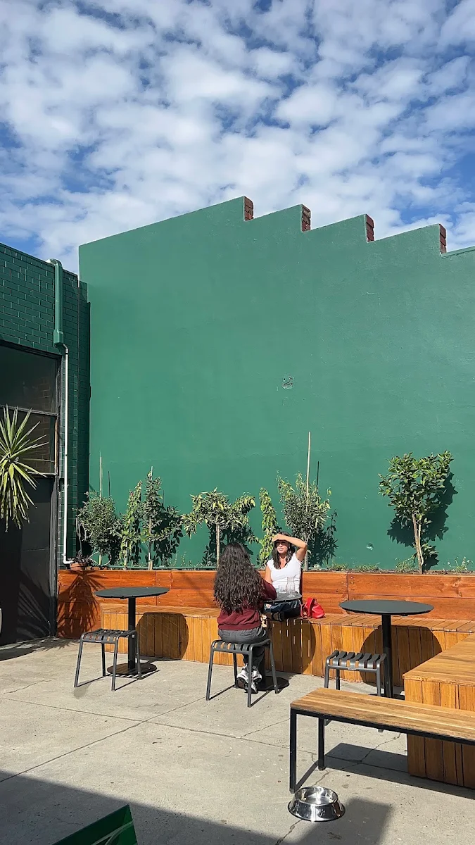 Vibe, ONAIR Cremorne
