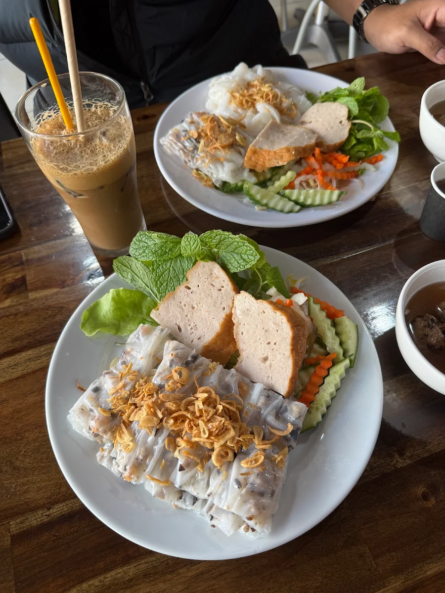 Food & drink, Viet Rolls Marrickville