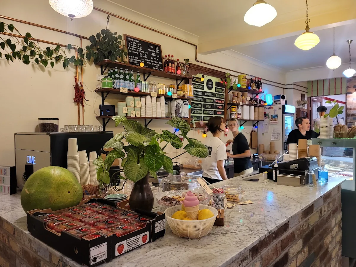 Vibe, Viet Rolls Marrickville