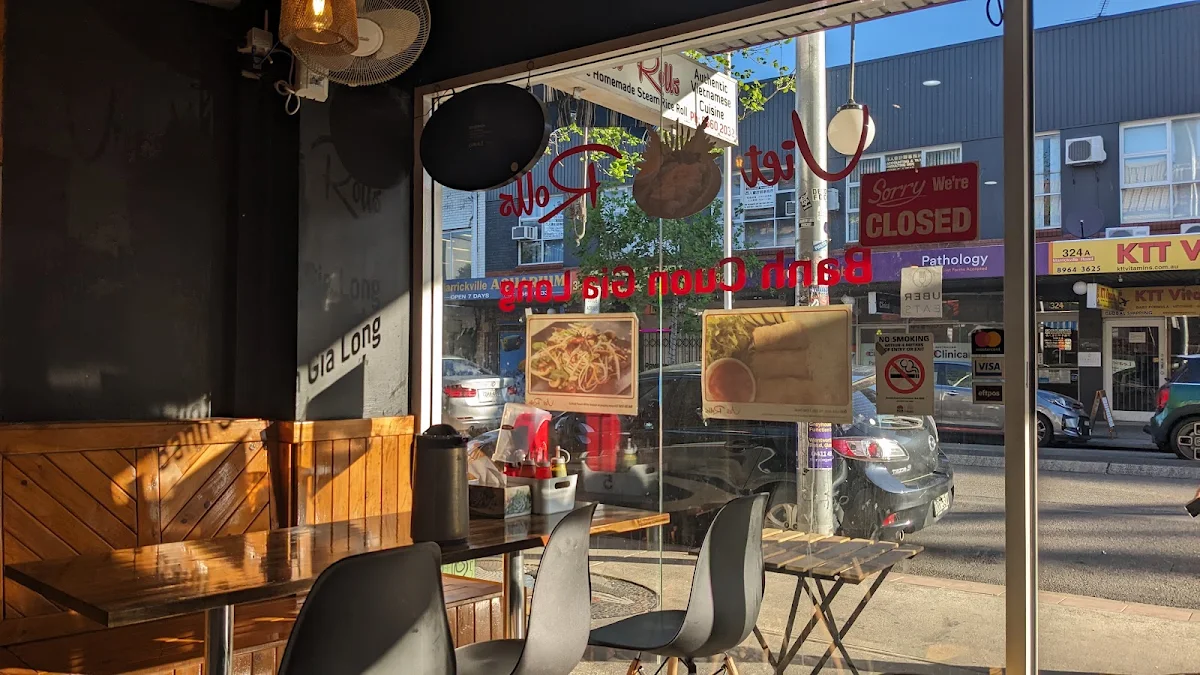 Vibe, Viet Rolls Marrickville