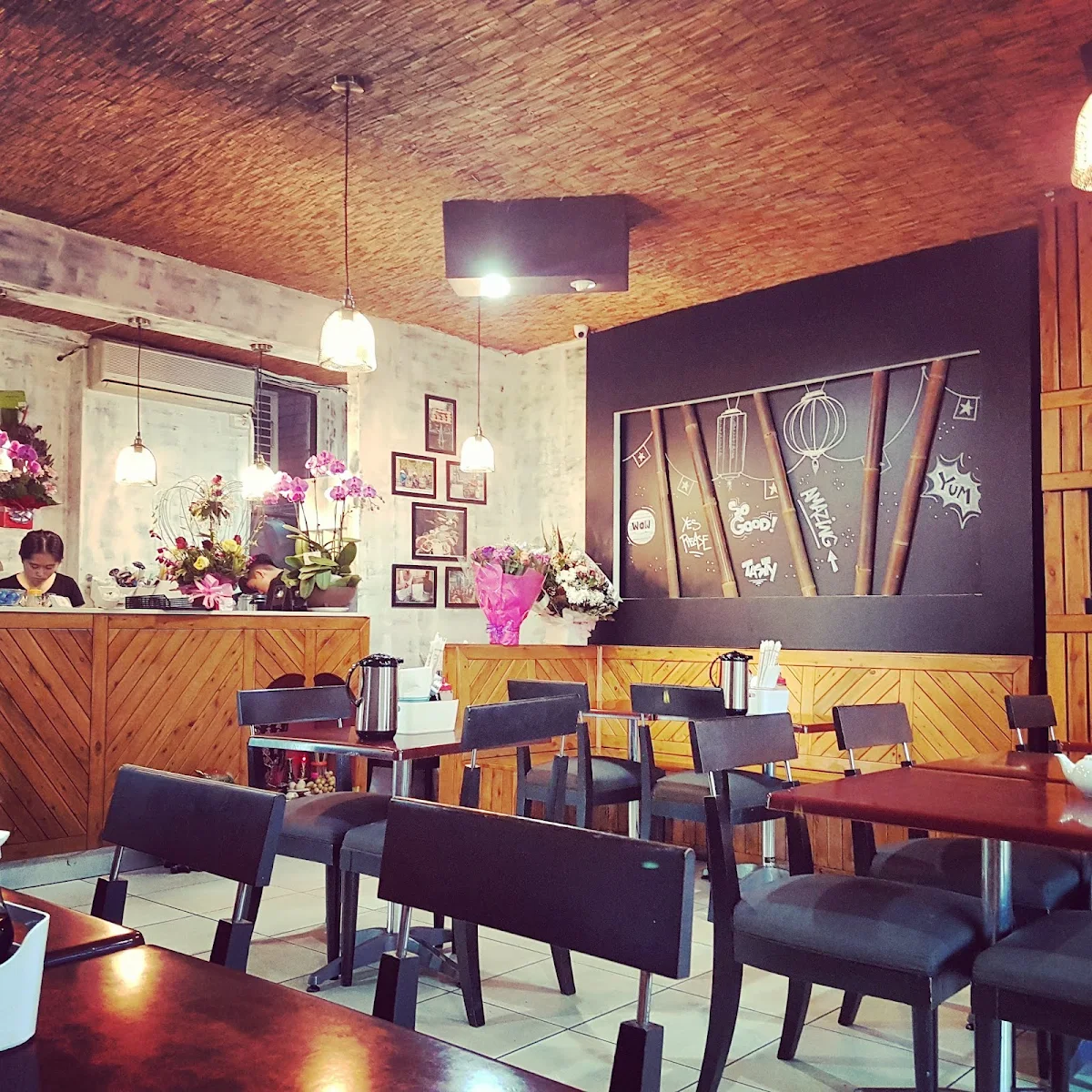 Vibe, Viet Rolls Marrickville