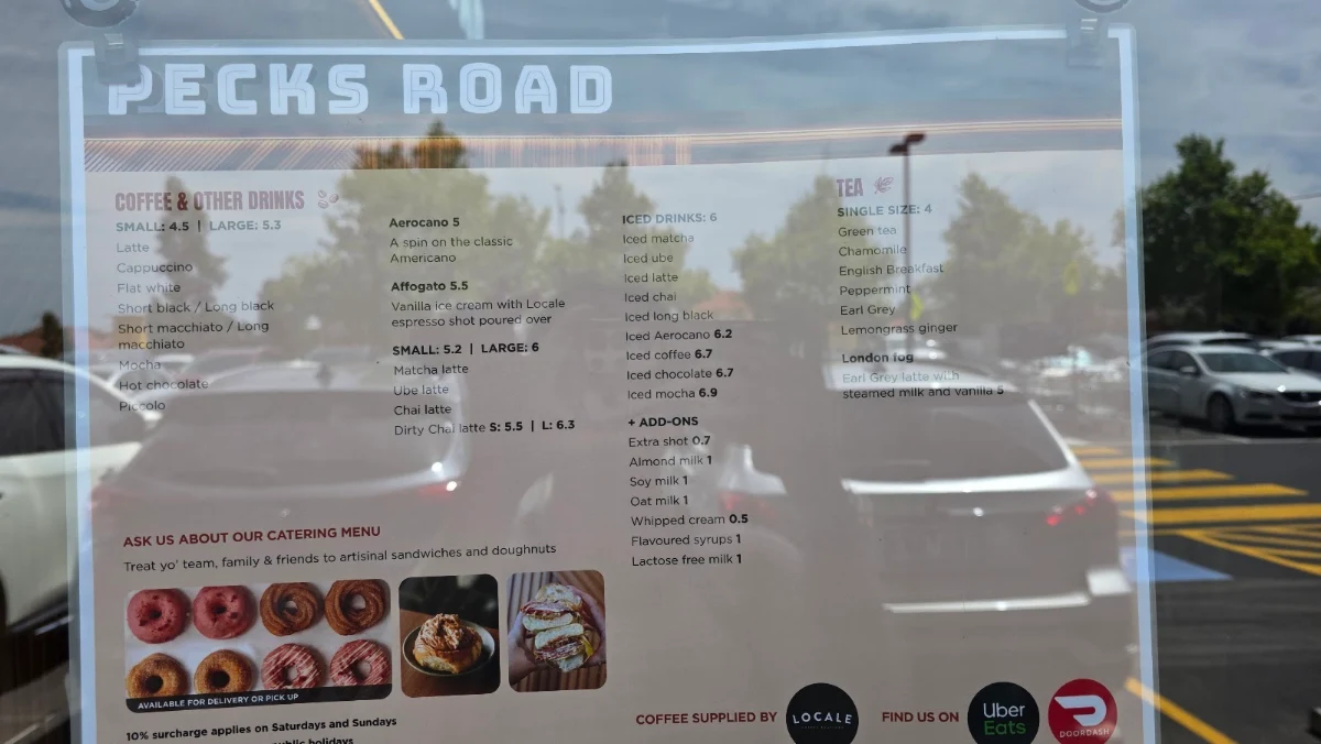Menu, Pecks Road, Caroline Springs