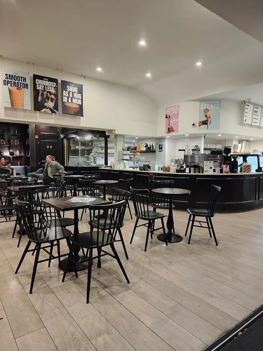 Vibe, St Louis House Of Fine Ice Cream & Dessert
