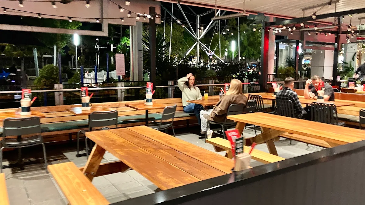 Vibe, Grill'd Burgers - Robina