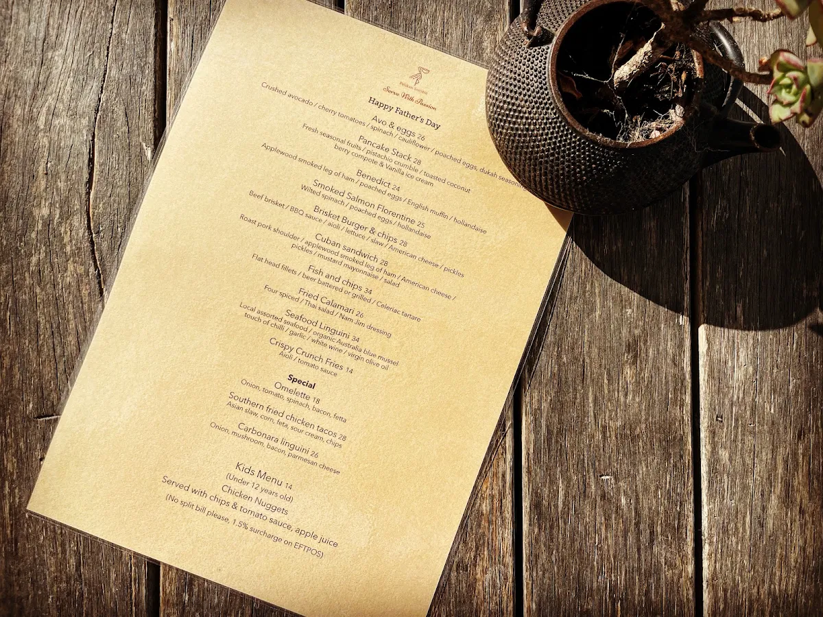 Menu, Pelikan Société