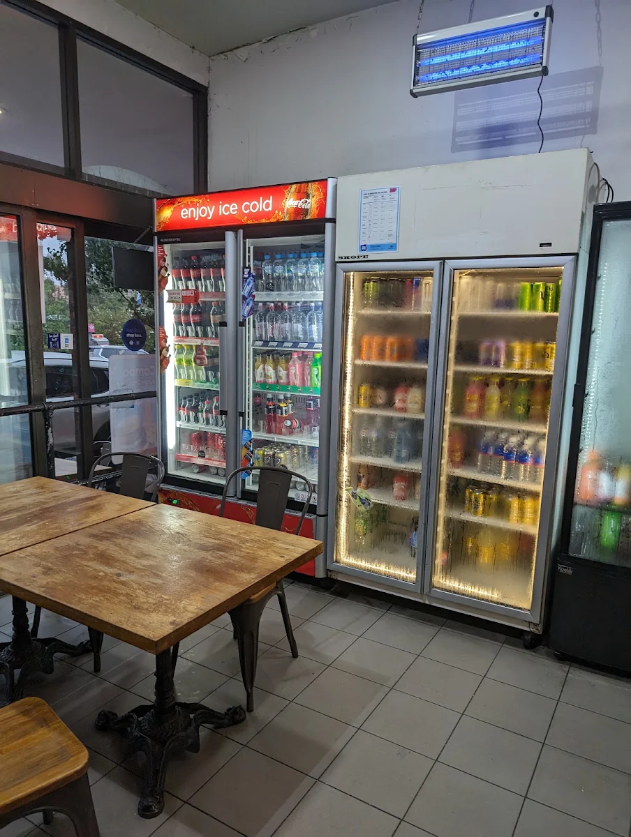 Vibe, Poulets Chicken Express | Fine Dining Restaurant Katoomba