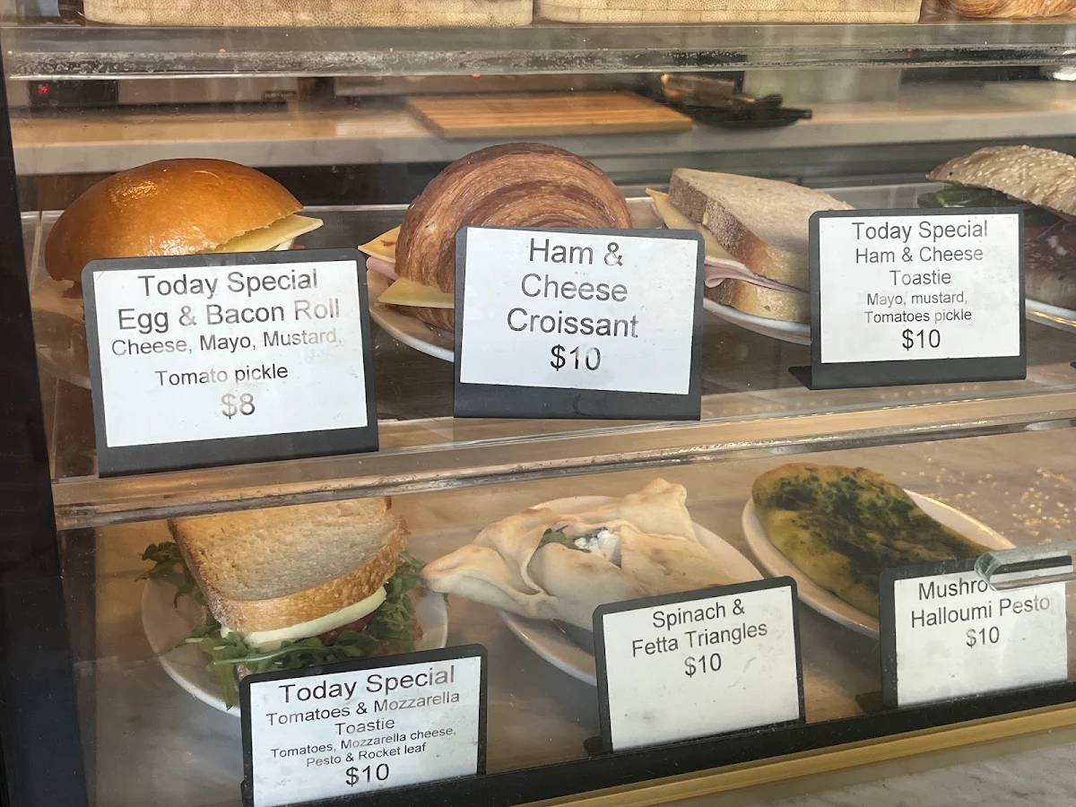 Menu, Scholar & Co.