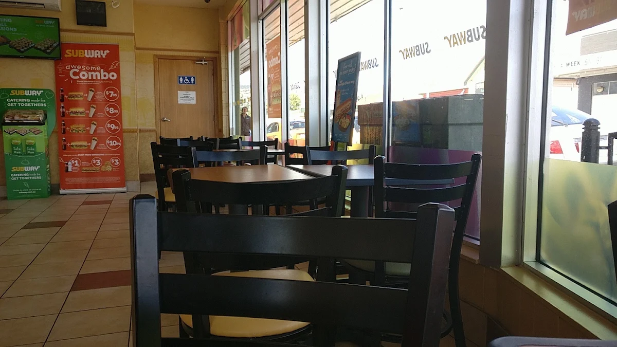Vibe, Subway New Norfolk