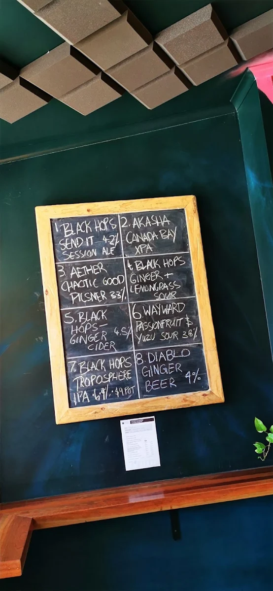 Menu, SASQUATCH BAR