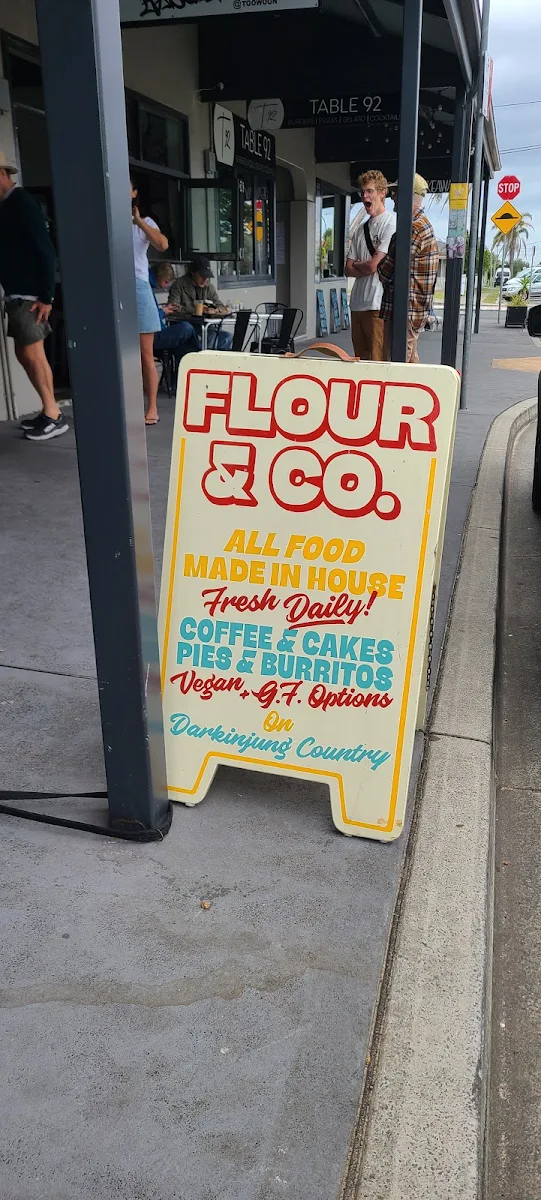 Menu, Flour & Co.