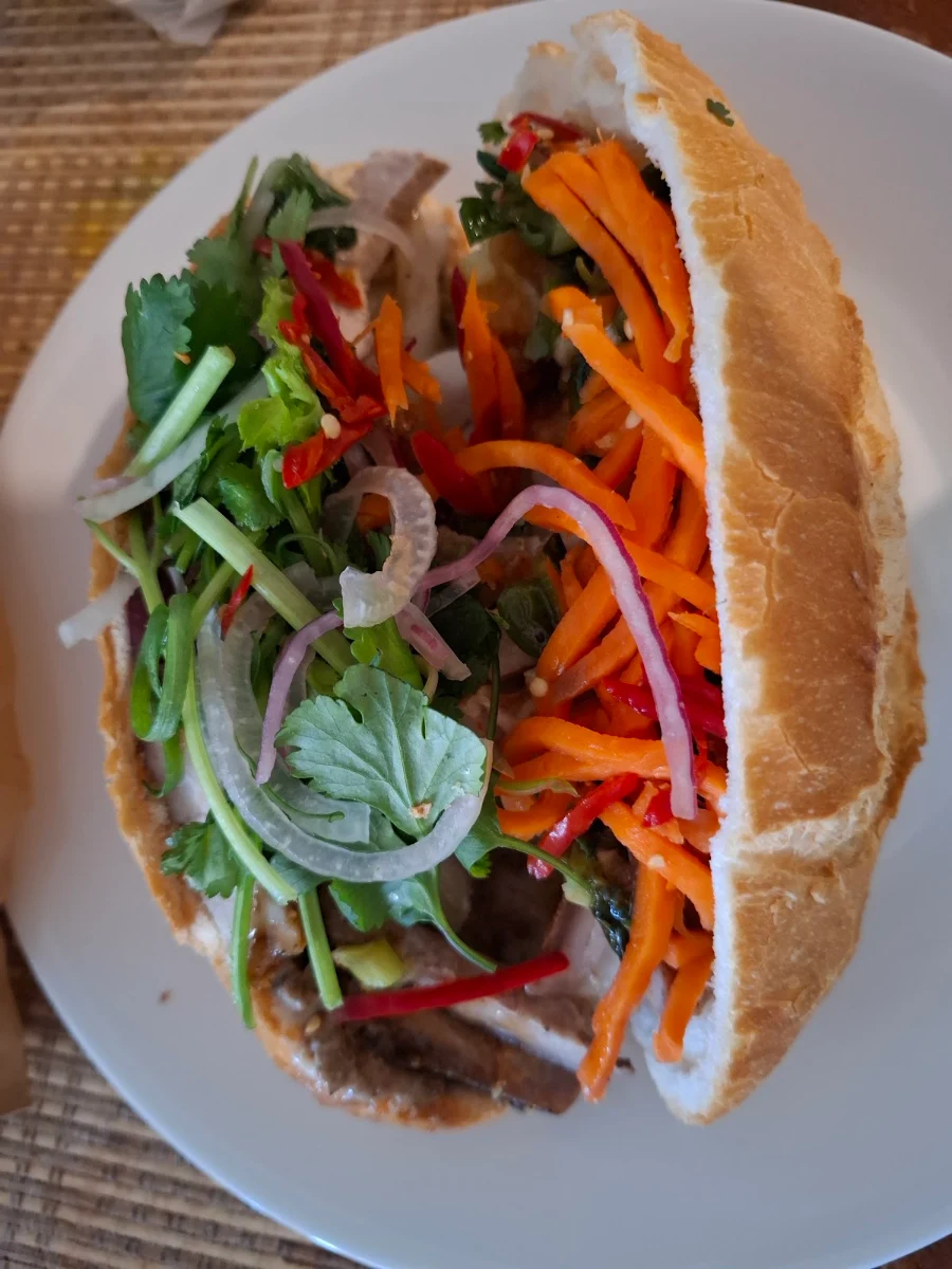 Food & drink, Banh mi Phuong 18