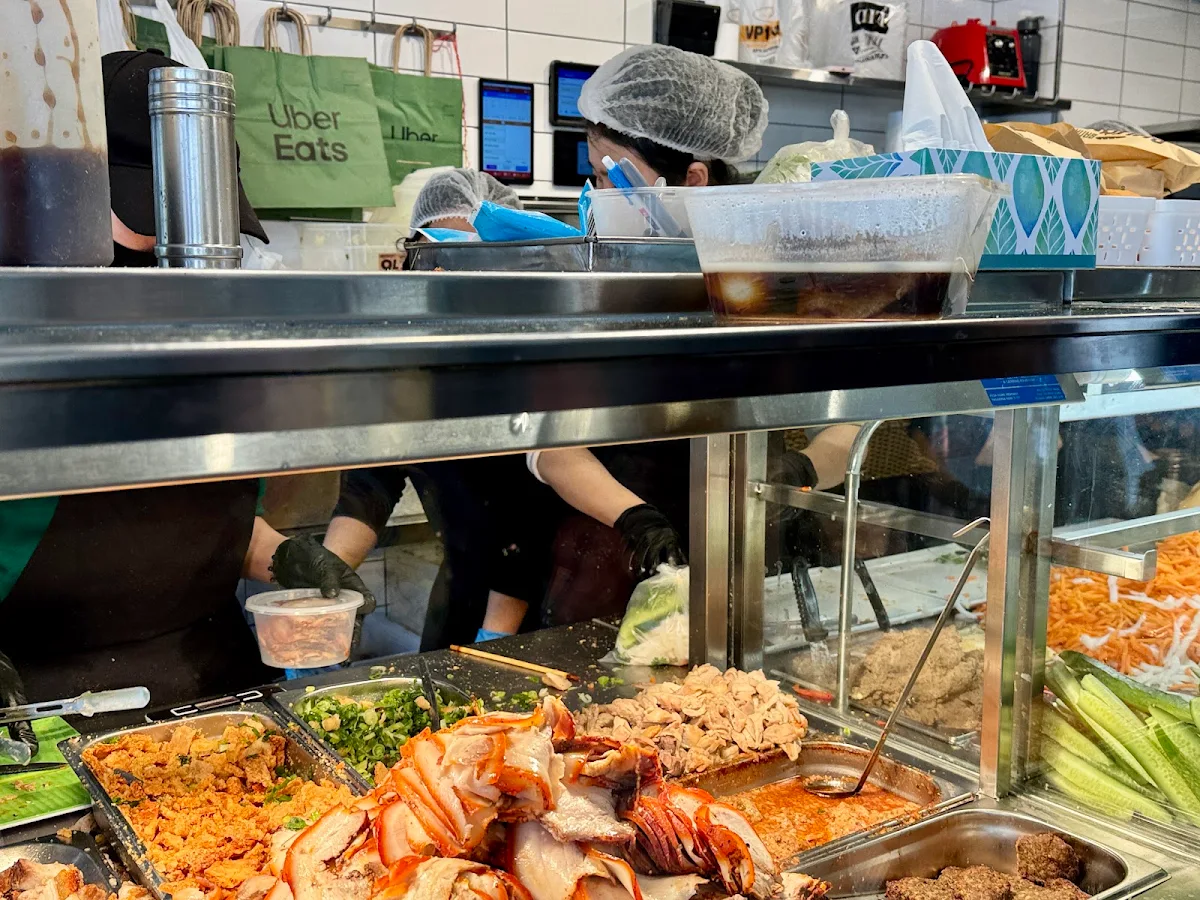 Food & drink, Banh mi Phuong 18