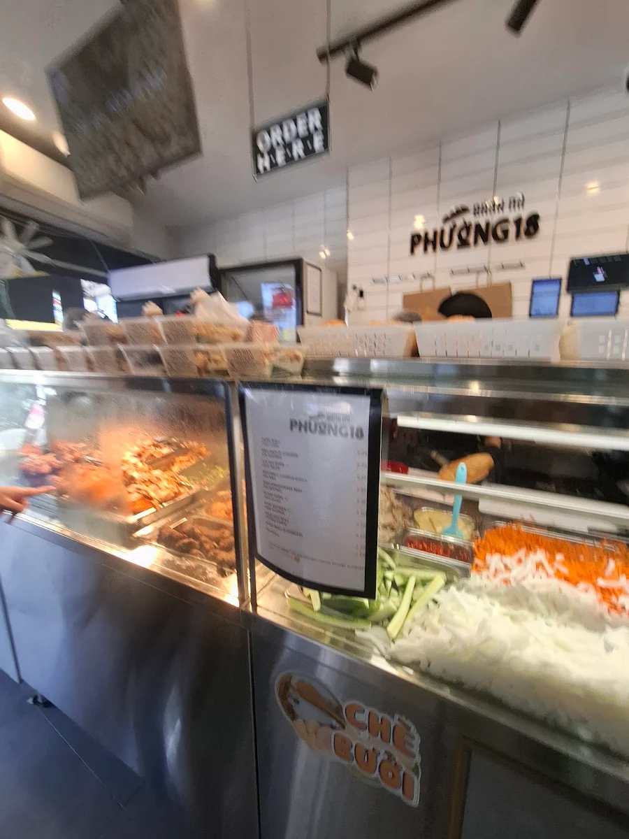 Vibe, Banh mi Phuong 18
