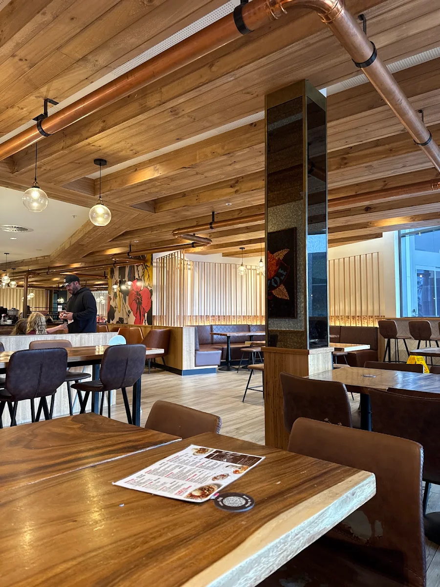 Vibe, Max Brenner - Tuggerah