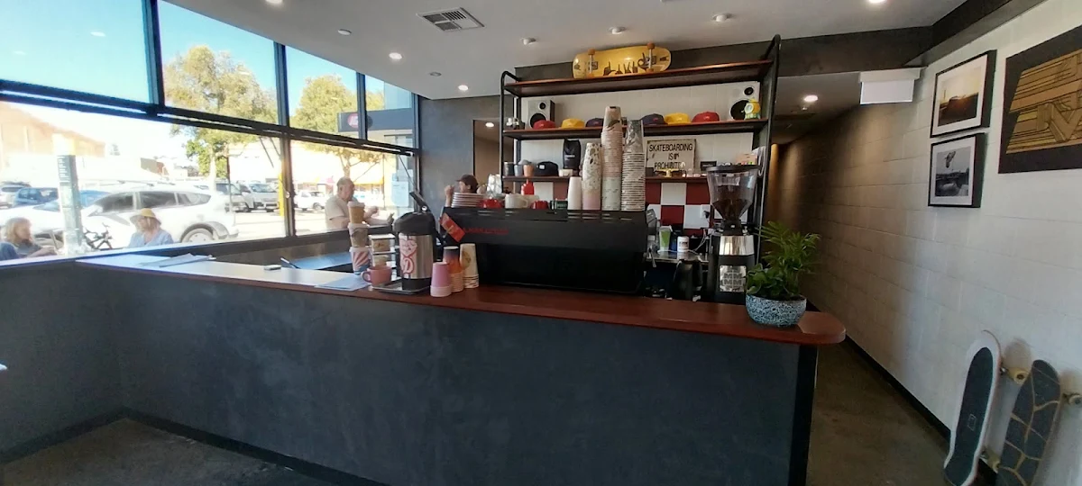 Vibe, Kokomo's Livid Skate Cafe