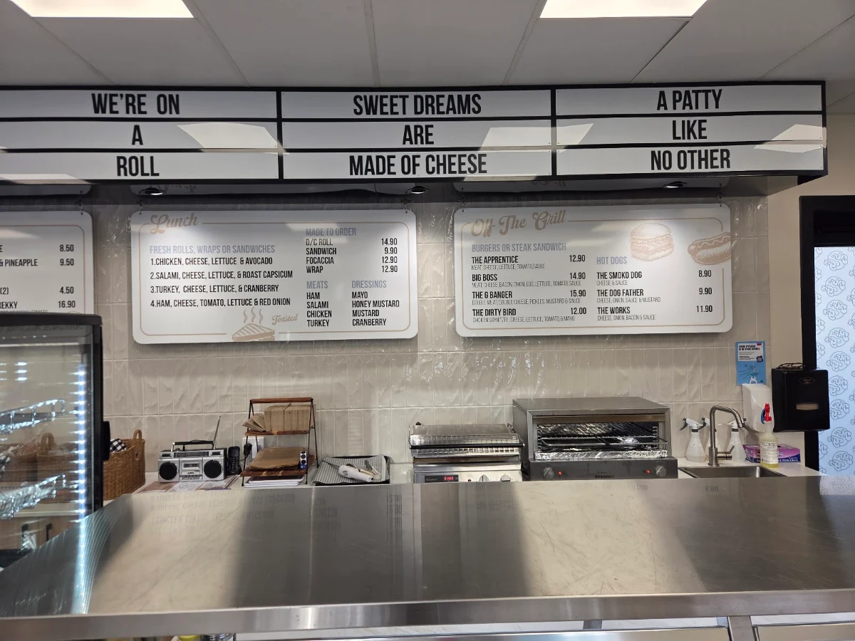 Menu, Mr G's Snackbar