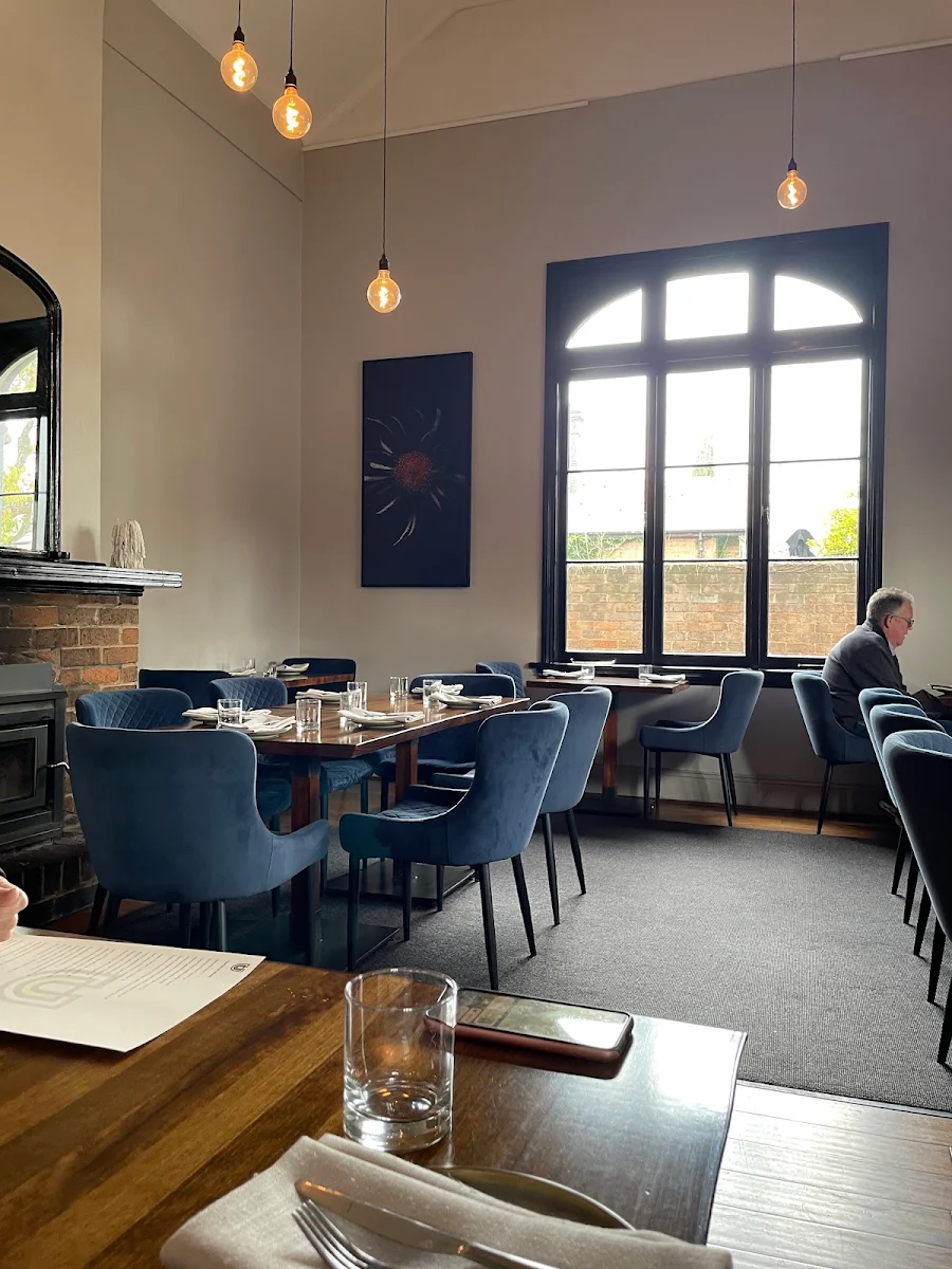 Vibe, The School House Restaurant