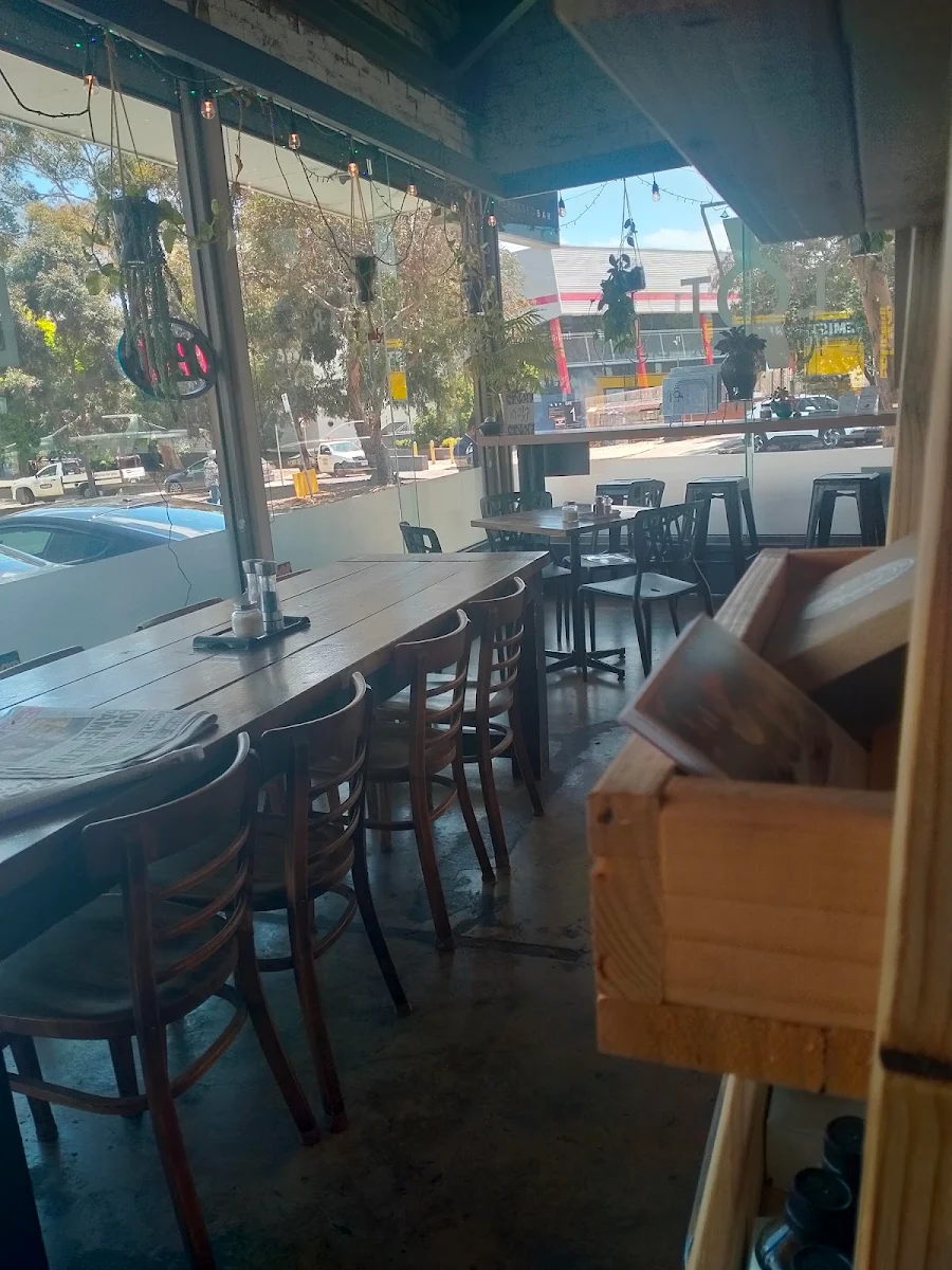 Vibe, Lot 7 Espresso Bar