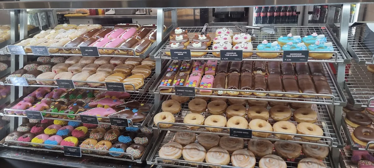 Vibe, Donut King Cairns Central FC10